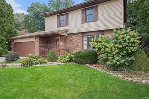 17633 Cobblestone Ct, South Bend, IN 46635 - Photo 2