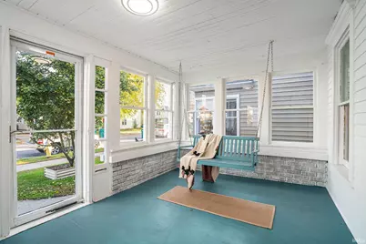 131 E 6th Street, Mishawaka, IN 46544 - Photo 2