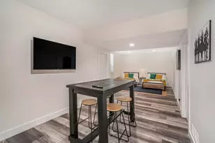 922 N Hill St, South Bend, IN 46617 - Photo 28