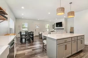 922 N Hill St, South Bend, IN 46617 - Photo 14