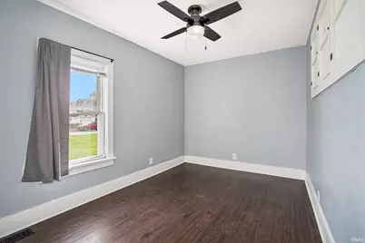 125 E Omer Avenue, Mishawaka, IN 46545 - Photo 6