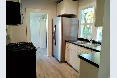 1146 College Street, South Bend, IN 46628 - Photo 6