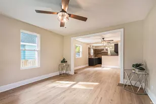 901 Lawndale St, South Bend, IN 46628 - Photo 4