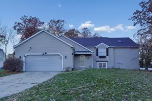 2313 Pine Creek Ct, South Bend, IN 46628 - Photo 1