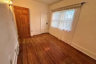 1201 Oakland St, South Bend, IN 46615 - Photo 10