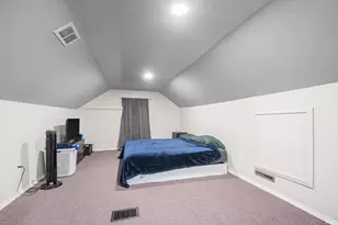 1710 College St, South Bend, IN 46628 - Photo 10