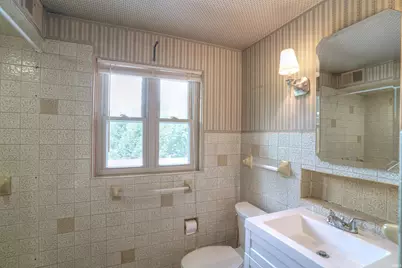 2001 E Jefferson Boulevard, South Bend, IN 46617 - Photo 24