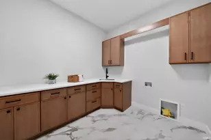 14766 Saleem Ct, Granger, IN 46530 - Photo 12