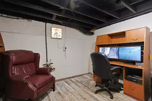 506 E Fairview Ave, South Bend, IN 46614 - Photo 26