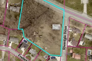 55617 Riverdale Dr, Elkhart, IN 46514 - Photo 1