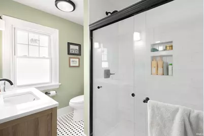 302 Walsh Street, South Bend, IN 46617 - Photo 12