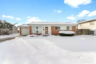 5202 Greenleaf Ln, South Bend, IN 46619 - Photo 1