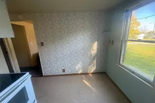 1708 Altgeld St, South Bend, IN 46614 - Photo 8