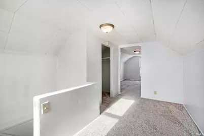 205 N Middleboro Avenue, Mishawaka, IN 46544 - Photo 12