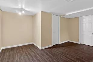 1226 S 30th St, South Bend, IN 46615 - Photo 16