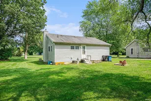 605 S State St, North Liberty, IN 46554 - Photo 16