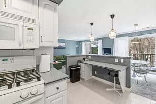 2049 N Trailridge Dr, Mishawaka, IN 46544 - Photo 12