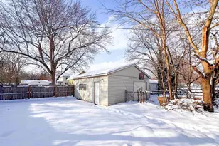 1815 Sherman Ave, South Bend, IN 46616 - Photo 30