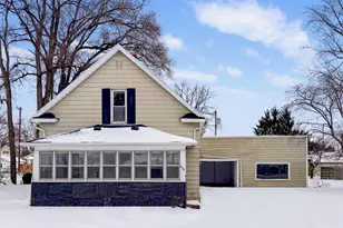1434 E 4th St, Mishawaka, IN 46544 - Photo 1