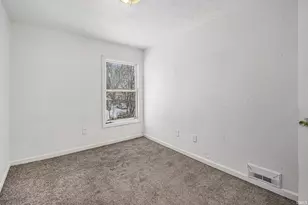 314 E Fox St, South Bend, IN 46613 - Photo 8