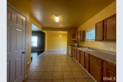 411 Studebaker Street, South Bend, IN 46628 - Photo 18