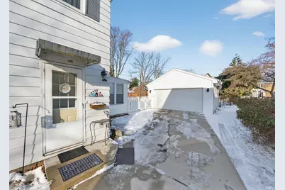 1721 E Madison Street, South Bend, IN 46617 - Photo 26