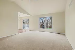 4438 Field Gate Dr, South Bend, IN 46628 - Photo 4