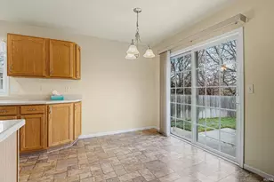 4438 Field Gate Dr, South Bend, IN 46628 - Photo 6