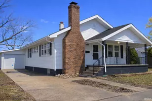 1217 Bower St, Elkhart, IN 46514 - Photo 2
