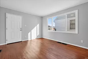 2523 Milburn Blvd, Mishawaka, IN 46544 - Photo 2