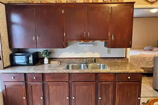 606 S Bendix St, South Bend, IN 46619 - Photo 10