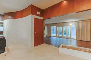 1605 E Jefferson Blvd, South Bend, IN 46617 - Photo 4