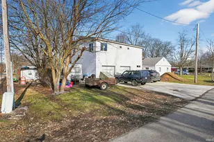 1311 S 12th St, Goshen, IN 46526 - Photo 4
