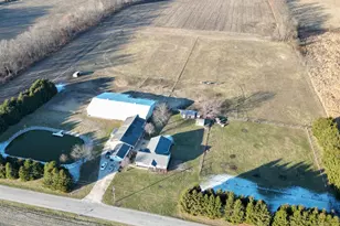 7660 E 200 N, Grovertown, IN 46531 - Photo 2