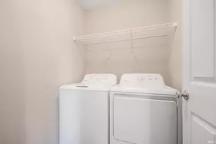 1327 Mackey Dr, South Bend, IN 46614 - Photo 8