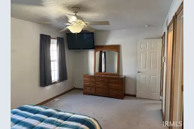 401 Sutton Avenue, Kouts, IN 46347 - Photo 20