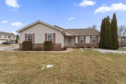 401 Sutton Avenue, Kouts, IN 46347 - Photo 1