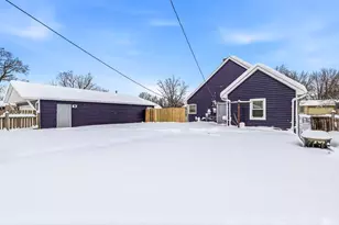 209 E Borely Ave, Mishawaka, IN 46545 - Photo 26