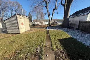 518 S Falcon St, South Bend, IN 46619 - Photo 22