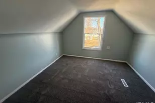 518 S Falcon St, South Bend, IN 46619 - Photo 12