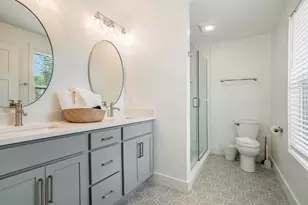 922 N Hill St, South Bend, IN 46617 - Photo 26