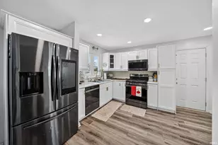 11185 Idlewood Dr, Osceola, IN 46561 - Photo 8