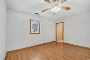 720 Hubbard St, Mishawaka, IN 46544 - Photo 16