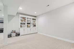 414 S Notre Dame Ave, South Bend, IN 46617 - Photo 30