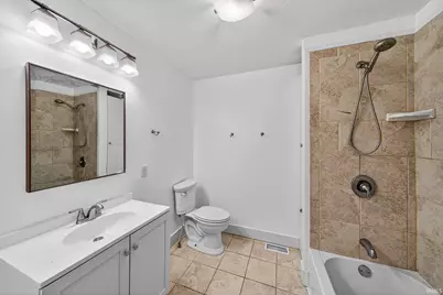 124 E Grant Street, Bremen, IN 46506 - Photo 12