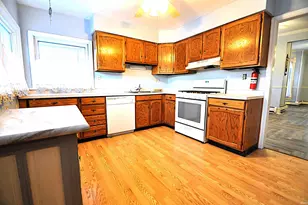 605 S 7th St, Goshen, IN 46526 - Photo 10