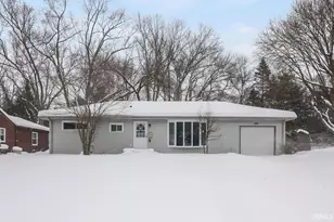 53160 Nadine St, South Bend, IN 46637 - Photo 1
