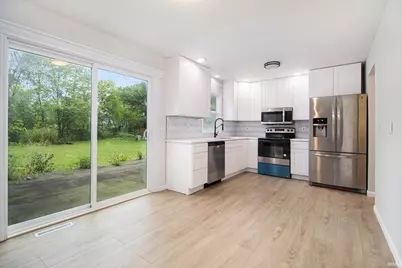 519 E Johnson Road, South Bend, IN 46614 - Photo 10