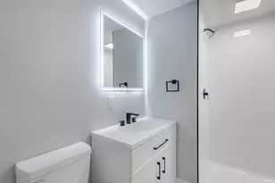 30068 Westlake Dr, Elkhart, IN 46514 - Photo 20