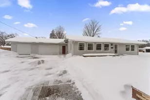 1225 Manchester Dr, South Bend, IN 46615 - Photo 2